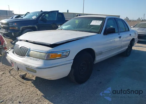 1997 Mercury Grand Marquis Gs из США, поврежденный, VIN 2MELM74W0VX627572